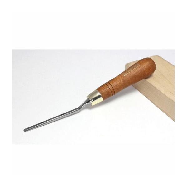 Плоско дърводелско длето с дървена дръжка Narex Bystrice 8133 Wood line - 6 mm, 118/252 mm