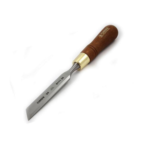 Скосено дърводелско длето с дървена дръжка, дясно Narex Bystrice 8111 Wood Line Plus - 20 mm, 132/277 mm, 30°