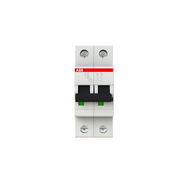 Автоматичен прекъсвач ABB S202-C25 – 2 P, 25 A, 6 kA