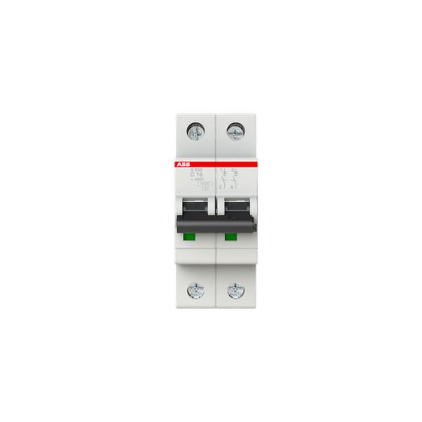 Автоматичен прекъсвач ABB S202-C16 – 2 P, 16 A, 6 kA