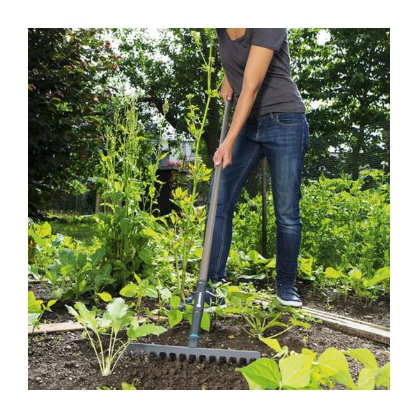 Градинско гребло право с дървена дръжка Gardena NatureLine 17106-20 - 14 z, 360 mm