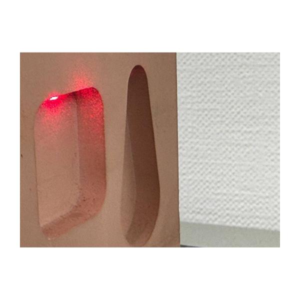 Дигитален високомер Microtech 2D LASER DataMet с гранитна маса – 1000 мм, X: ±20 мм, 0,0005 мм